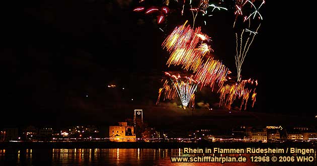 Feuerwerk Rhein in Flammen Rüdesheim